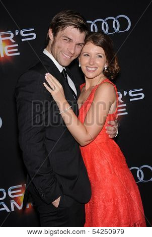 LOS ANGELES - OCT 28:  Liam McIntyre & Erin McIntyre arrives to 