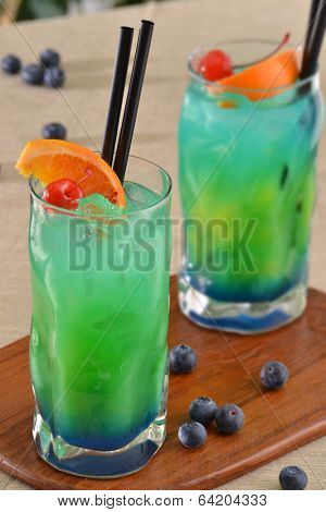 Cocktail drinks and fruits.