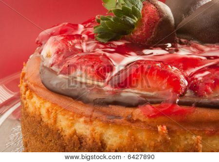 Cheesecake med jordbær glasur