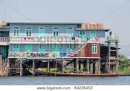 Myanmar Life