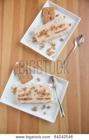Home made Cinnamon parfait with cookies