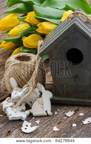 Easter Decorations With Yellow Tulips