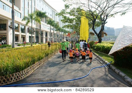 Asian Kid, Outdoor Activity, Vietnamese Preschool Children