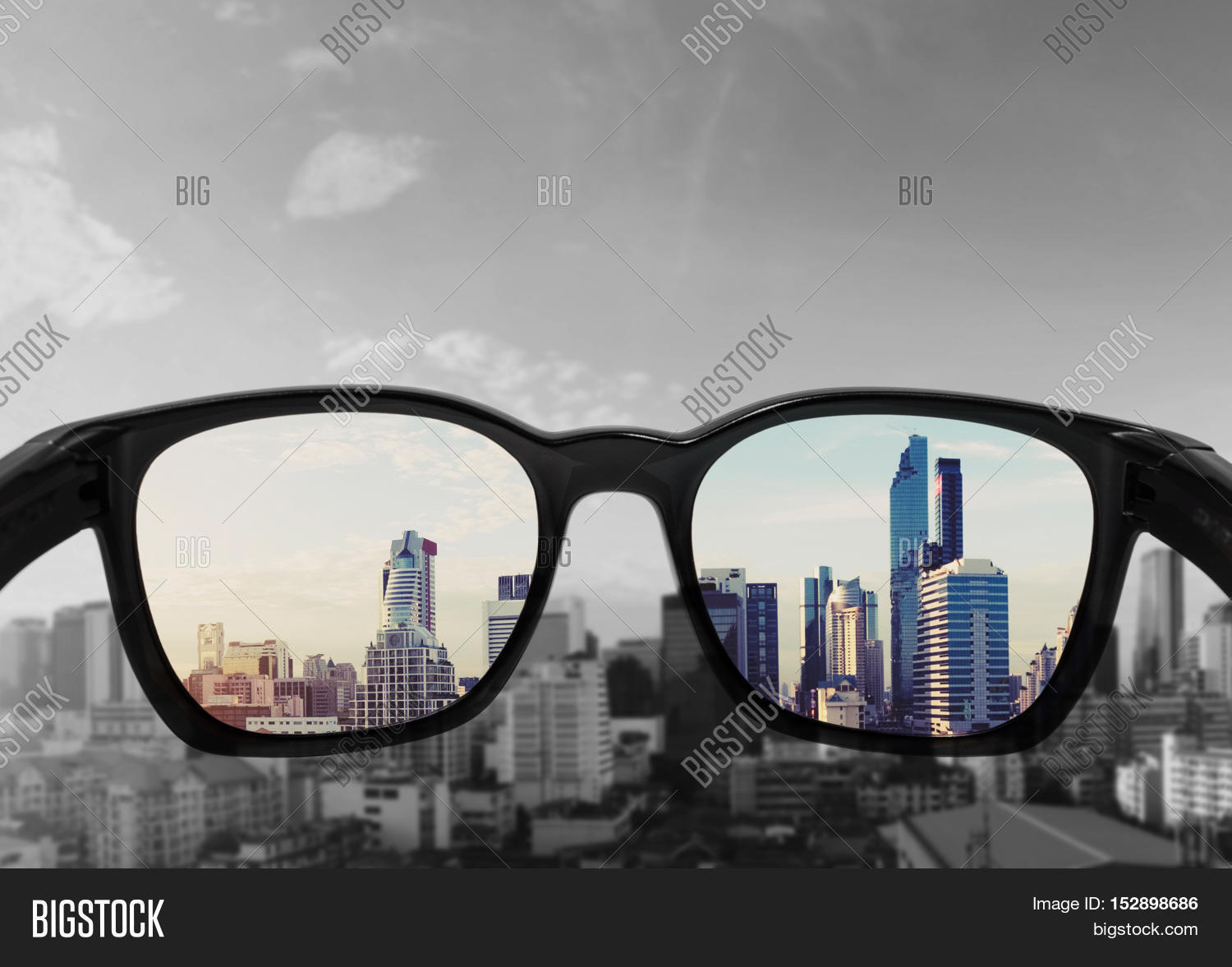 Eye Glasses Looking Image & Photo (Free Trial) Bigstock