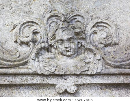 Un'immagine di un viso bello Angelo