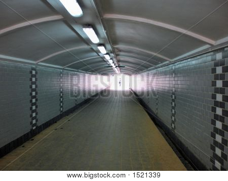 Światło na końcu tunelu?