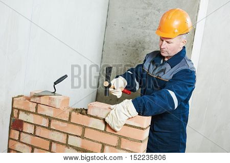 construction mason worker bricklayer