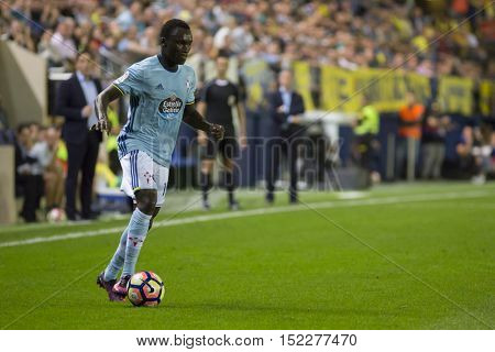 VILLARREAL, SPAIN - OCTOBER 16th: Pione Sisto during La Liga soccer match between Villarreal CF and RC Celta de Vigo at El Madrigal Stadium on October 16, 2016 in Villarreal, Spain