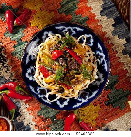 Uyghur-Style Noodles with Meat and Laghman Sauce
