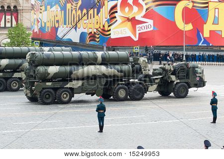 มอสโก - 6 พฤษภาคม: รัสเซีย S 400 Triumf ในทุกอย่างอยู่ในระหว่างการฉลองครบรอบของชัยชนะใน Patrio มาก