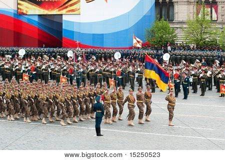 Moskva - 6 maj: generalprøve af militærparade på 65-årsdagen for sejren i store patriotiske