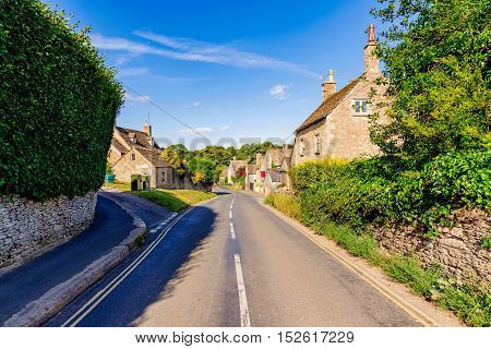 Countryside road in the town of Bibury