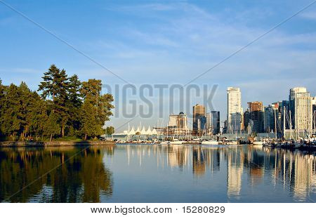 Vue de Vancouver (Canada), du parc Stanley.