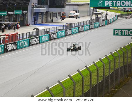 Sepang, Malaysia - 8. April: Jarno Trulli (team Lotus) på første praksis på formel 1 Gp, April 8 201