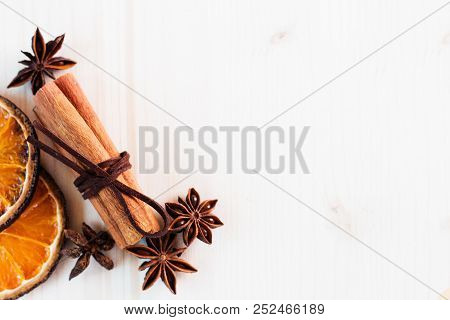 Anise, Cinnamon, Orange And Nutmeg Ingredients