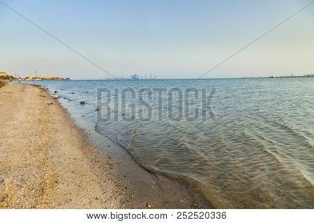 Jeddah Fountain Sea Beach Sunsetin Saudi Arabias Outhern Corniche Jeddah