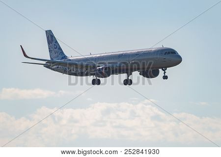 Novosibirsk, Russia - June 7, 2018: Airbus A321-211 Vp-bee Aeroflot Approaches For Landing At The In