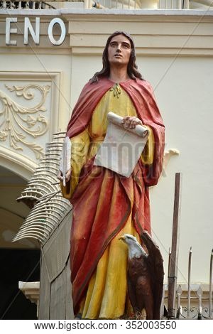 Manila, Ph - Oct. 5: Minor Basilica Of The Black Nazarene Or Also Known As Quiapo Church Statue Figu