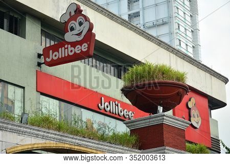Manila, Ph - Oct. 5: Jollibee Fast Food Restaurant Facade On October 5, 2019 In Manila, Philippines.