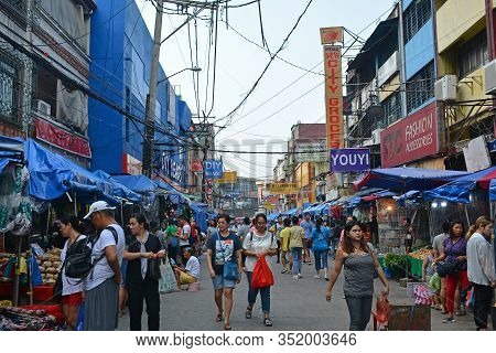 Manila, Ph - Oct. 5: Villalobos Street On October 5, 2019 In Quiapo, Manila, Philippines.