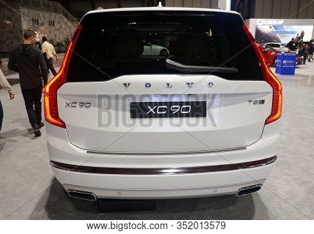 Philadelphia, Pennsylvania, U.s.a - February 9, 2020 - The Rear View Of The White Color 2020 Volvo X