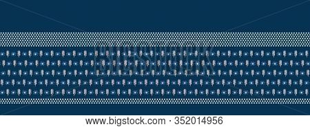Classic Blue Daisy Blossom Motif Banner Background. Naive Margerite Flower Seamless Border Pattern. 