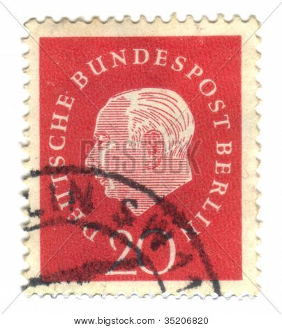 Alemania-circa 1955: un sello impreso en la Alemania Theodor Heuss, Circa 1955