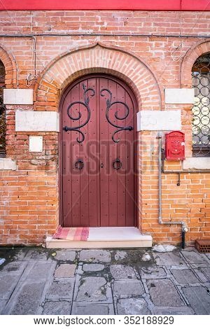 Venice Windows And Doors