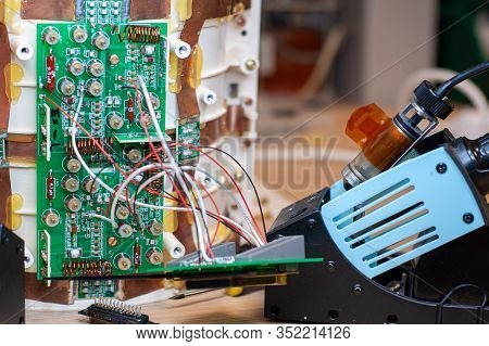 Electronic Card During The Replacement Of Components, For Its Repair In The Laboratory