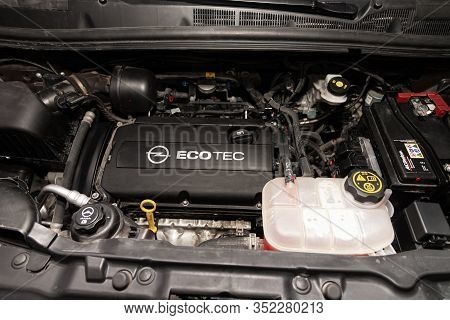 Novosibirsk, Russia - January 11, 2020:   Opel Mokka, Closeup Of A Clean Motor Block, . Internal Com
