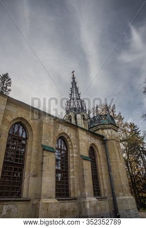 Saint Petersburg, Russia - May 16, 2018: Landscape With Beautiful View Of The Gothic Church Of Peter
