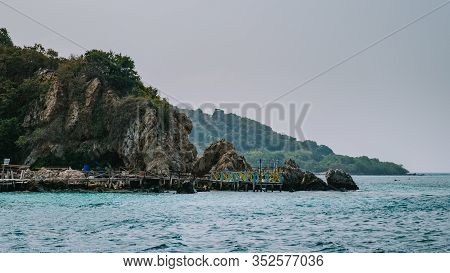 Beautiful Tropical Island Beach - Koh Kham, Trat Thailand Pattaya Asia
