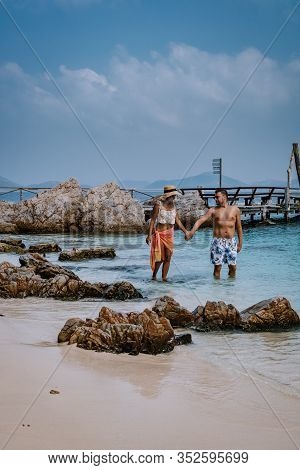 Beautiful Tropical Island Beach - Koh Kham, Trat Thailand Pattaya Asia, Couple Relax On Tropical Isl