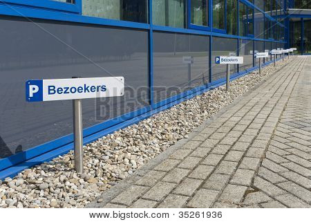 Besucher Parkplatz