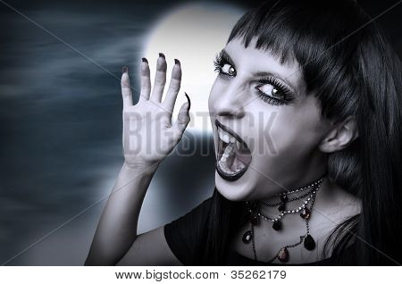 Vampiro gotico per Halloween.