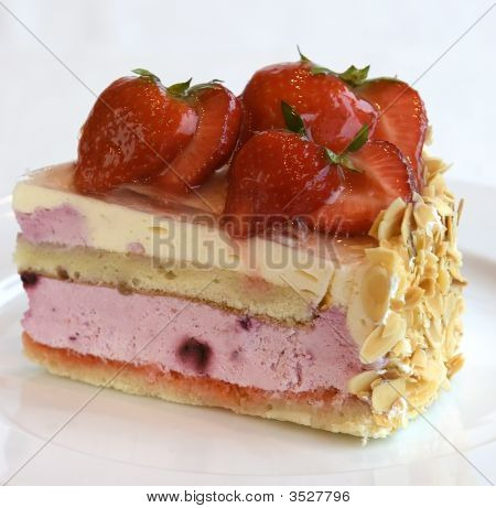 イチゴのケーキ