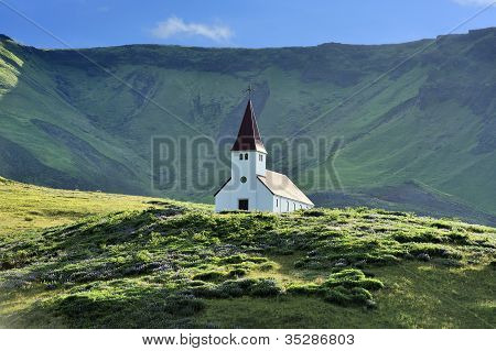 Kirkon Vík, Iceland