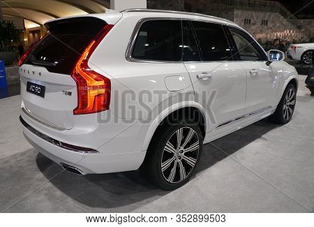 Philadelphia, Pennsylvania, U.s.a - February 9, 2020 - The Side View Of The White Color 2020 Volvo X