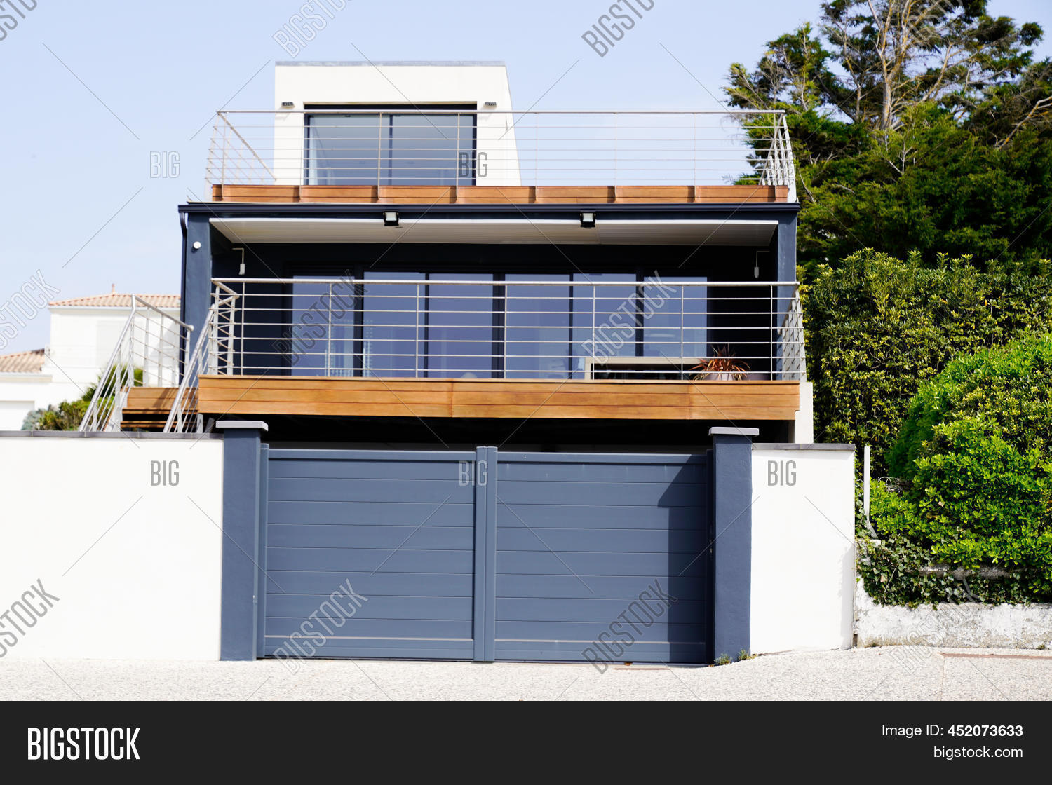 Aluminum Modern Steel Image & Photo (Free Trial) Bigstock