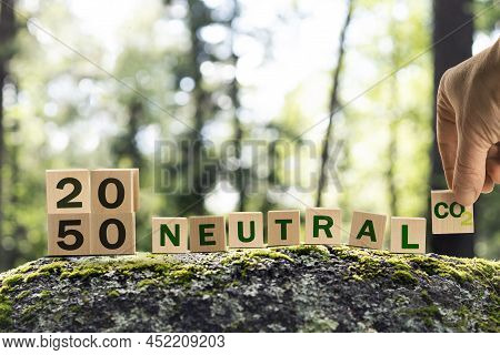 2050 Neutral Co2 Emissions - Carbon Neutral Environmental Concept