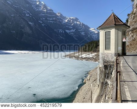 Thawing A Frozen Lake Klöntalersee Or Klontaler Lake During Early Spring In The Alpine Valley Klönta