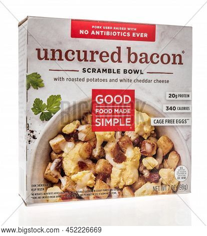 Winneconne, Wi -2 April 2022: A Package Of Good Food Made Simple Uncured Bacon Scramble Bowl Breakfa