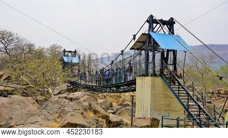 Hogenakkal,tamilnadu,india-march 19 2022: Tourists Enjoying Beautiful Scenic View Of Hogenakkal Fall