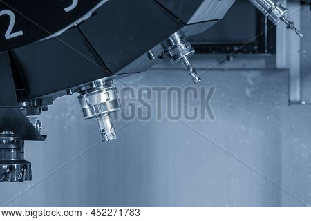The Indexable  Tool In The Tooling Magazine Of Machining Center. The Automatic Toll Change ,atc Oper
