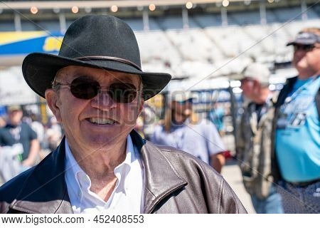 March 20, 2022 - Hampton, GA, USA: Jack Roush prepares for the Folds of Honnor Quik Trip 500 at Atlanta Motor Speedway in Hampton, GA.