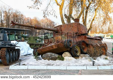 Moscow, Russia - March 6, 2022: Burnt 1950s British Medium Tank Charioteer Mk7 Fv4101 In The Technic