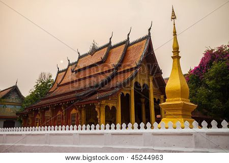 Wat - Luang Phabang
