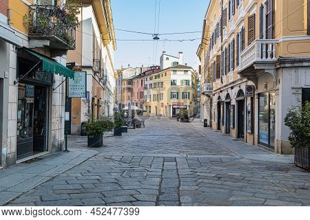 Cremona, Italy - January 2022: Street In Cremona, Corso Giacomo Matteotti, Lombardy - Italy.