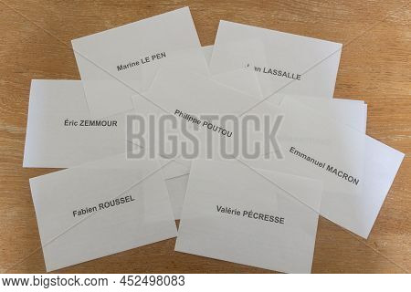 Primelin - France, April 06, 2022 : Ballot Papers With All The Candidates For 2022 French Presidenti