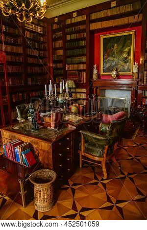 Lazne Kynzvart, Czech Republic, 7 August 2021: Metternich Representative Chateau Or Castle Interior,